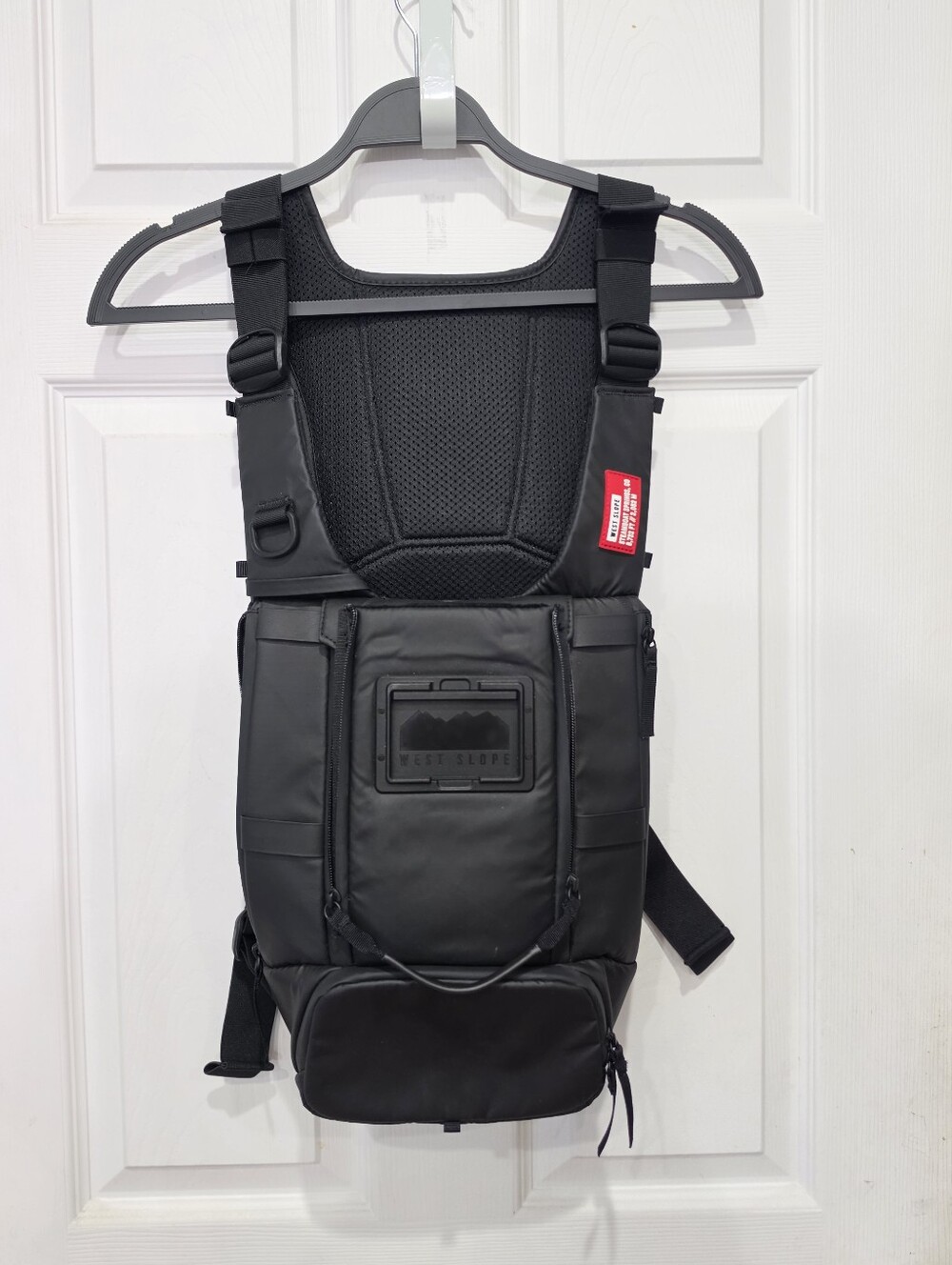 West Slope Pro-180 Slim Chest Pack Black Outdoors /HYDRATION KIT NOT INCLUDED